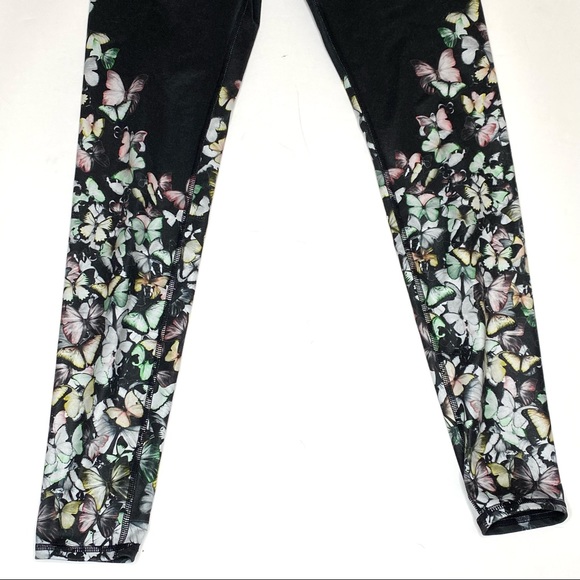 ALO Yoga Airbrush Butterfly Leggings Black Size XS - Picture 6 of 7